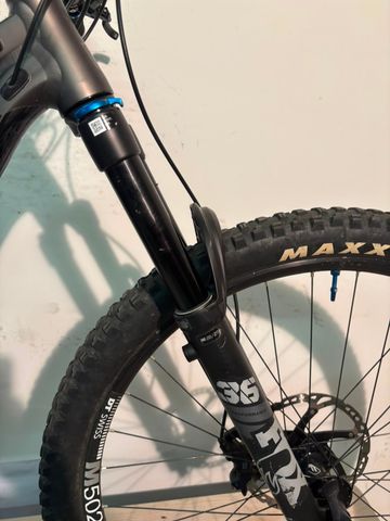 Used Commencal META TR ESSENTIAL 2 2022 2022 Mountainbike, Light Gray, 29 — image 6 of 14