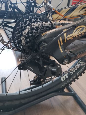 Used YT Custom SRAM GX 2017 Mountainbike, Black — image 3 of 8