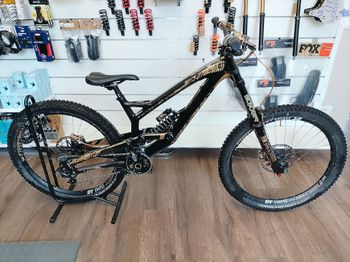 Used YT Custom SRAM GX 2017 Mountainbike, Black — image 2 of 8