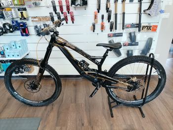 Used YT Custom SRAM GX 2017 MTB
