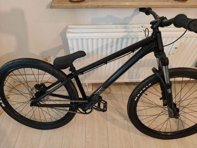 Used Canyon STCHD 360 2024 2024 Mountainbike, Black, 26 — image 1 of 3