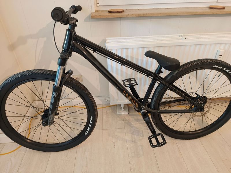 Used Canyon STCHD 360 2024 2024 Mountainbike, Black, 26 — image 2 of 3