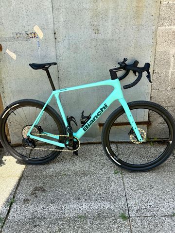 Bianchi Arcadex PRO APEX/GX AXS disc 2025 2025 Road & Gravel usato
