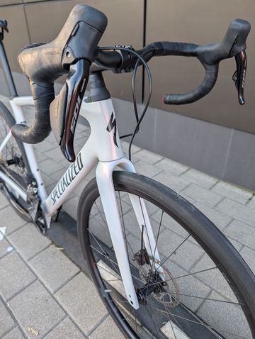 Used Specialized Roubaix SL8 Comp 2024 2024 Road & Gravel, White — image 7 of 17