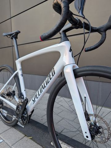 Used Specialized Roubaix SL8 Comp 2024 2024 Road & Gravel, White — image 5 of 17
