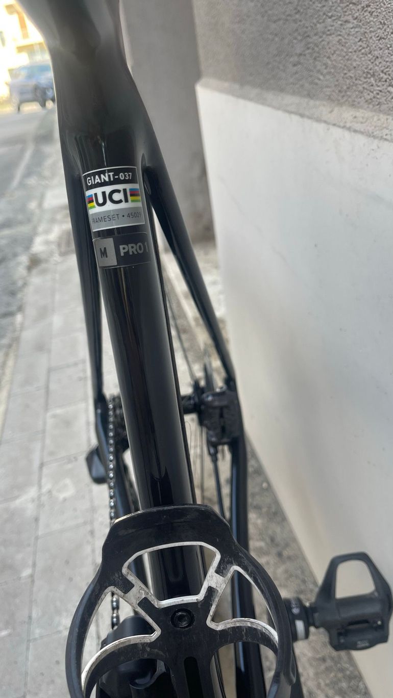 Used Giant Tcr advanced Shimano Ultegra Di2 2025 Road & Gravel, Black — image 6 of 8