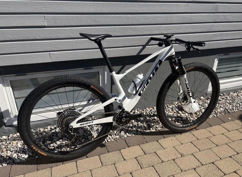 Brugt Scott Spark RC World Cup Evo Custom Sram Eagle Transmission XX SL 2026 Mountainbike — billede 2 af 3