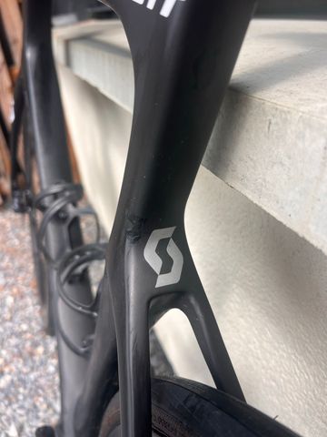 Tweedehands Scott Foil RC 10 2022 2022 Road & Gravel — afbeelding 8 van 15