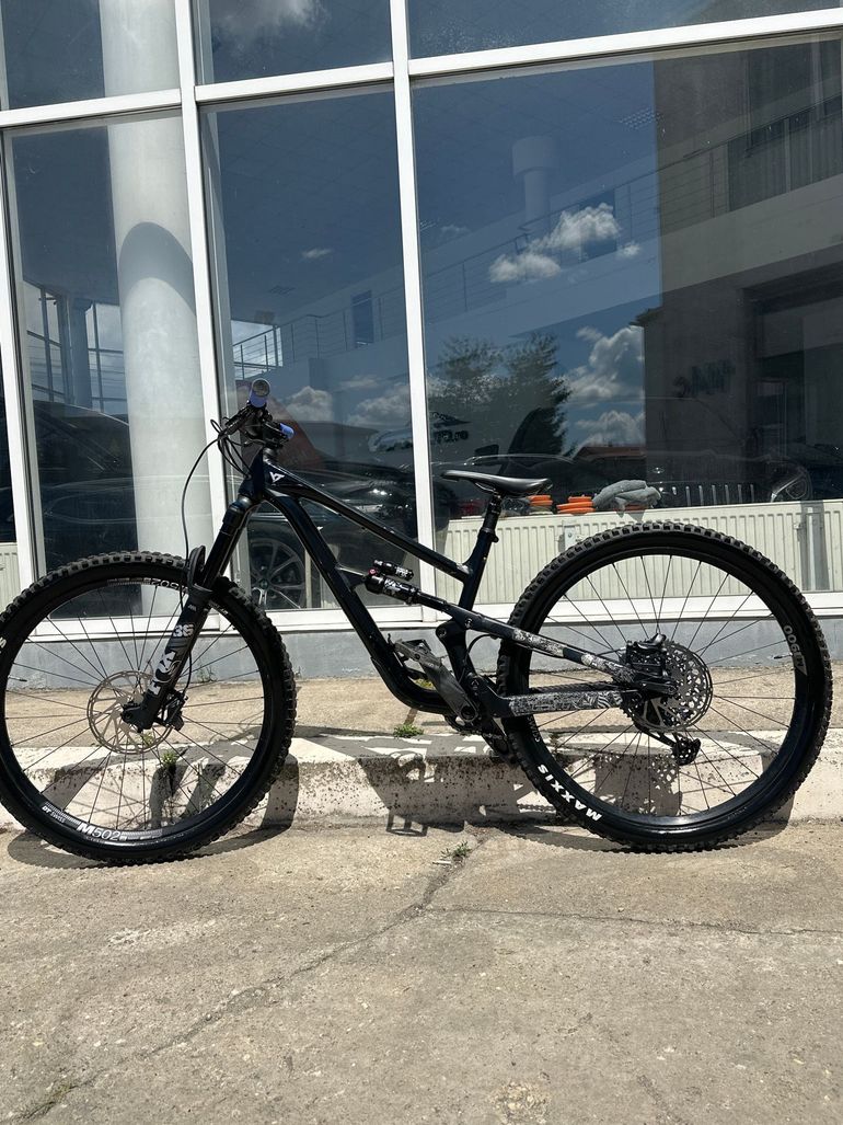 Used YT Custom SRAM GX 2025 Mountainbike, Black — image 13 of 14