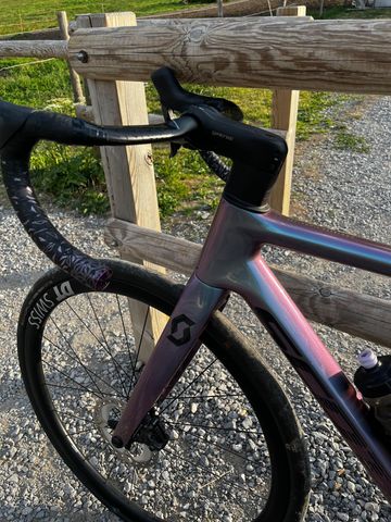 Scott Contessa addict Shimano Ultegra Di2 2024 Road & Gravel d'occasion — image 3 sur 16