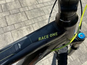 Used CUBE Race One 2016 2016 Mountainbike, Black, 27.5, 29 — image 3 of 6