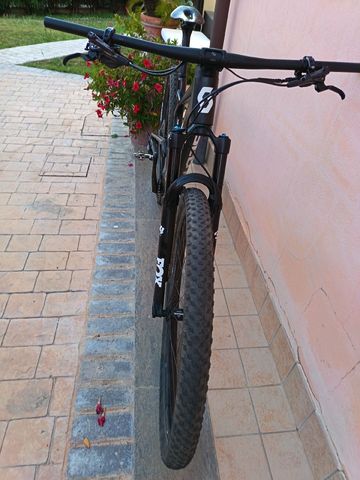 Używany Scott Spark RC Team 2022 2022 Mountainbike — zdjęcie 4 z 5