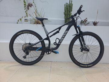 Canyon Neuron 7 2021 2021 MTB usato