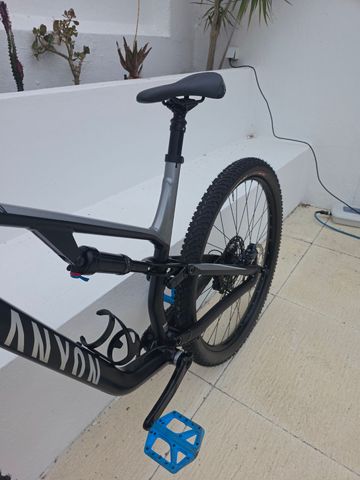 Used Canyon Neuron 7 2021 2021 Mountainbike, Black, 27.5, 29 — image 9 of 10