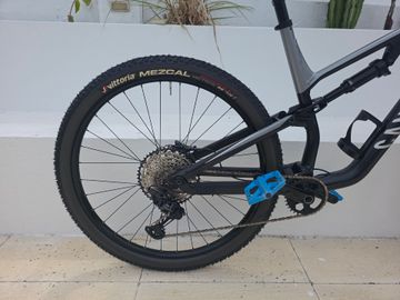 Used Canyon Neuron 7 2021 2021 Mountainbike, Black, 27.5, 29 — image 2 of 10