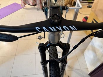 Used Canyon Exceed Sram Eagle Transmission X0 2024 Mountainbike, Light Gray — image 7 of 19