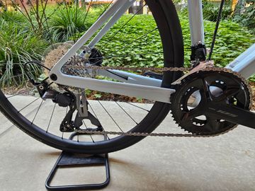 Used Scott Addict 50 2025 2025 Road & Gravel, White — image 2 of 4