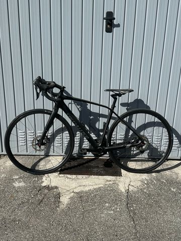 Specialized Diverge Comp Carbon 2015 2015 Road & Gravel de segunda mano, Negro — imagen 1 de 10