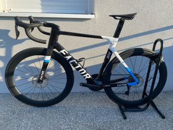 Brugt Factor One Shimano Ultegra Di2 2024 Road & Gravel — billede 2 af 4