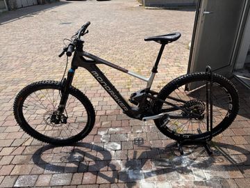 Gebrauchtes Mondraker NEAT R 2024 2024 Mountainbike, Schwarz, 29 — Bild 1 von 11