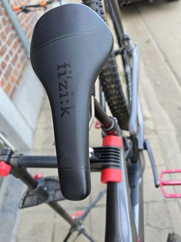 Tweedehands Orbea OCCAM M30 2021 2021 Mountainbike — afbeelding 2 van 9