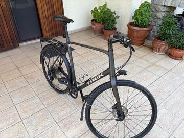 Gebrauchtes Trek FX 3 Equipped 2025 2025 Urban, Schwarz — Bild 3 von 11
