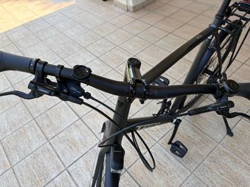 Gebrauchtes Trek FX 3 Equipped 2025 2025 Urban, Schwarz — Bild 6 von 11