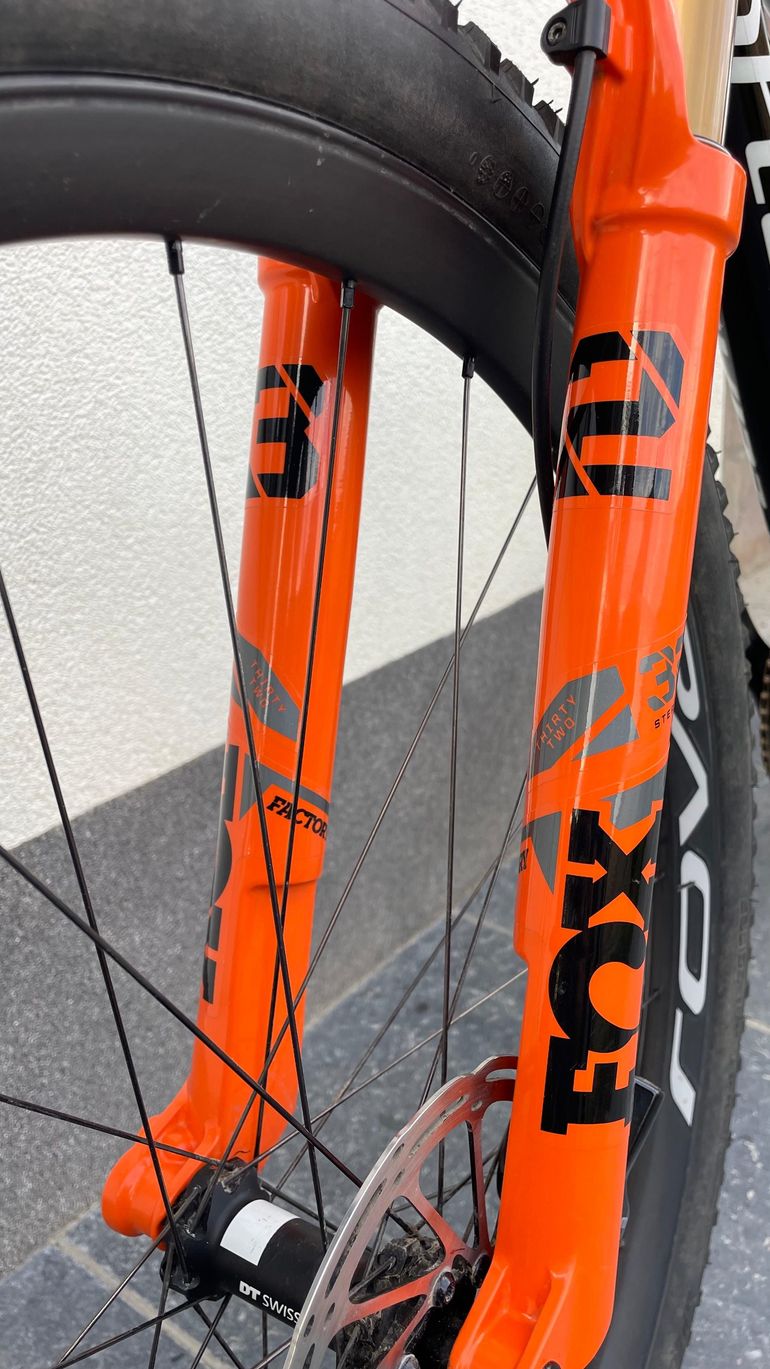 Gebrauchtes Specialized Ht Expert 2023 Mountainbike, Schwarz — Bild 2 von 7