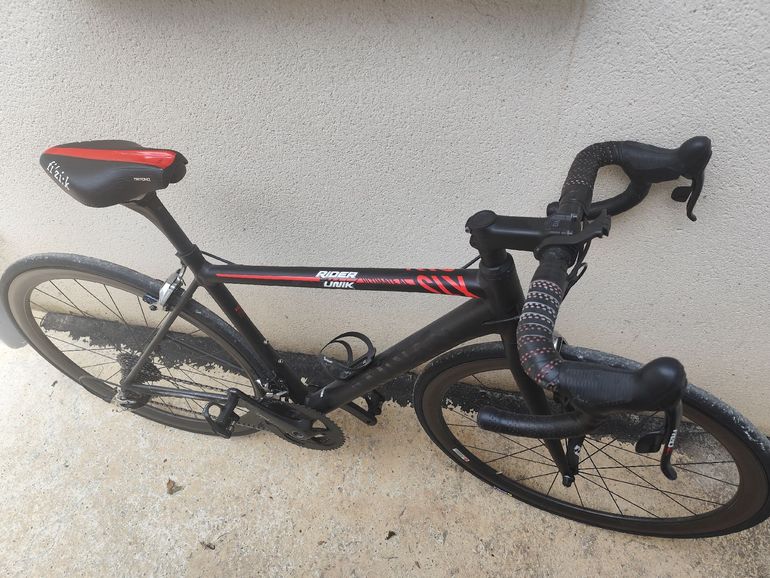 Gebrauchtes Canyon Ultimate CF SLX 9.0 Pro 2018 2018 Road & Gravel, Schwarz — Bild 5 von 5