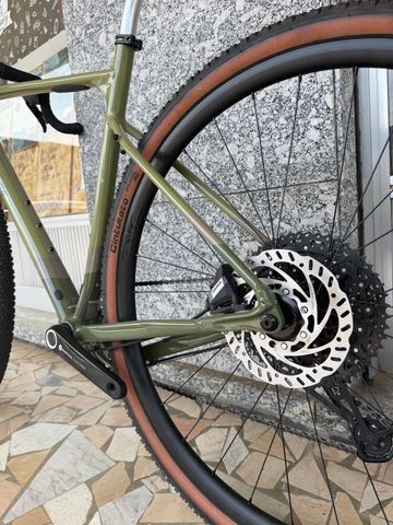 Gebrauchtes Fuji Jari SRAM Apex 2021 Road & Gravel, Grün — Bild 13 von 13
