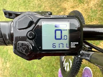 Used Orbea URRUN 30 2022 2022 Mountainbike, Light Gray, 29 — image 8 of 11