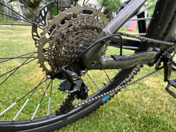 Used Orbea URRUN 30 2022 2022 Mountainbike, Light Gray, 29 — image 3 of 11