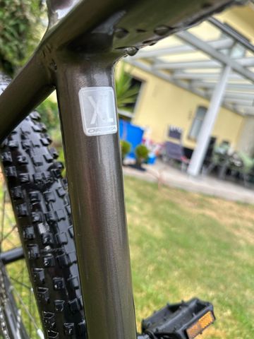 Used Orbea URRUN 30 2022 2022 Mountainbike, Light Gray, 29 — image 6 of 11