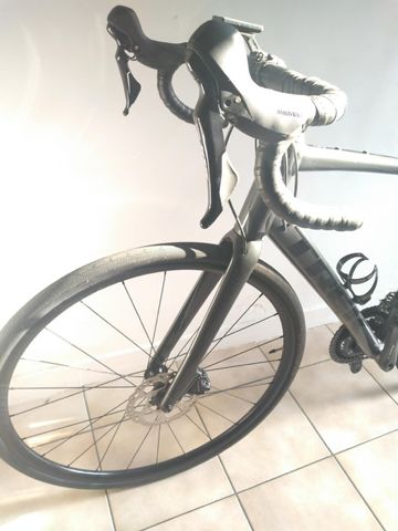 Tweedehands Trek Domane Shimano 105 2021 Road & Gravel — afbeelding 3 van 14
