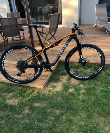 Brugt Canyon Lux CF SLX 9.0 2020 2020 Mountainbike — billede 3 af 14