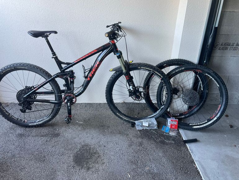 Brugt Trek Fuel EX 9 27.5 2016 2016 Mountainbike — billede 2 af 7