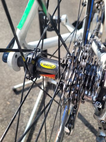 Used Cannondale Custom Shimano Ultegra 2002 Road & Gravel, White — image 29 of 35
