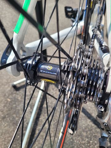 Used Cannondale Custom Shimano Ultegra 2002 Road & Gravel, White — image 30 of 35