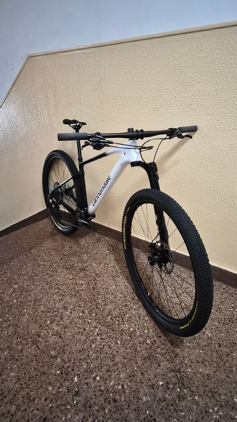 Used Cannondale Scalpel Shimano XTR 2025 Mountainbike, White — image 10 of 11