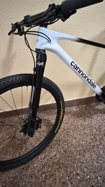 Used Cannondale Scalpel Shimano XTR 2025 Mountainbike, White — image 5 of 11