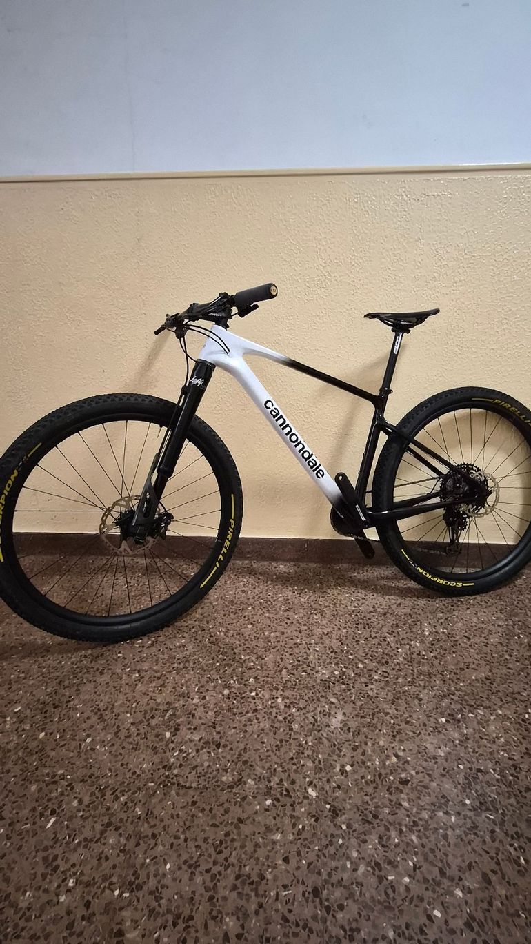 Used Cannondale Scalpel Shimano XTR 2025 Mountainbike, White — image 3 of 11