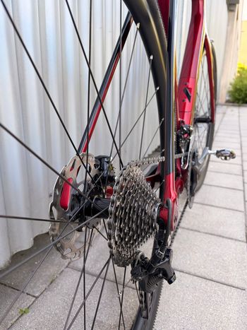 Trek Domane SL 5 2020 2020 Road & Gravel usato, Rosso — immagine 7 di 15