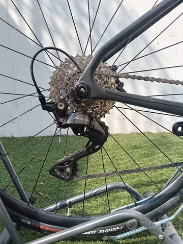 Tweedehands Cannondale Synapse Carbon 5 2025 2025 Road & Gravel — afbeelding 9 van 10