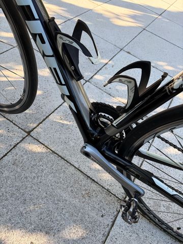 Used Trek Madone 5.2 2011 2011 Road & Gravel, Black — image 2 of 12
