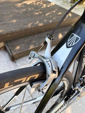 Used Trek Madone 5.2 2011 2011 Road & Gravel, Black — image 11 of 12