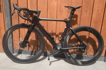 Używany Giant Propel Advanced Pro Disc 1 2022 2022 Road & Gravel