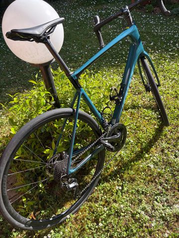 Tweedehands Giant Defy, Advanced 2 2022 2022 Road & Gravel — afbeelding 6 van 11