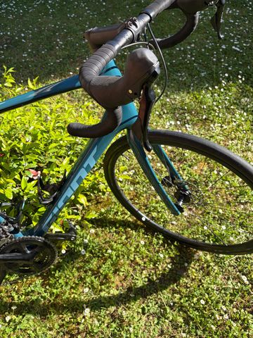 Tweedehands Giant Defy, Advanced 2 2022 2022 Road & Gravel — afbeelding 10 van 11