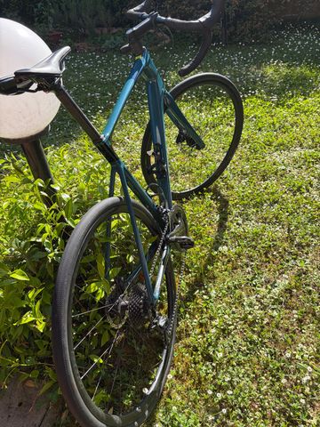 Tweedehands Giant Defy, Advanced 2 2022 2022 Road & Gravel — afbeelding 9 van 11