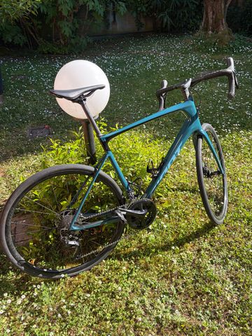 Tweedehands Giant Defy, Advanced 2 2022 2022 Road & Gravel — afbeelding 2 van 11
